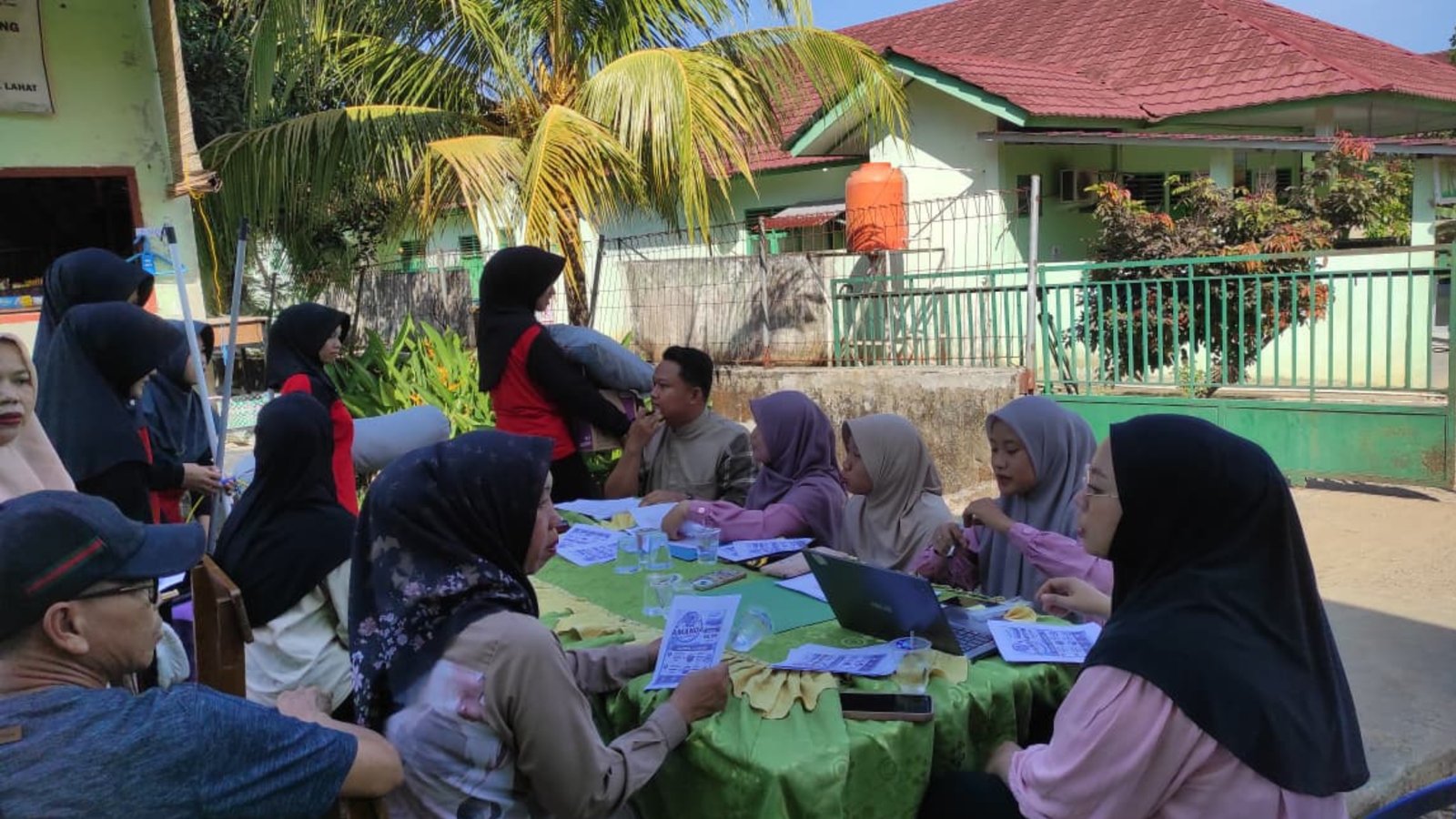 Penuh Kehangatan, Santri Baru Asrama MAN 1 Lahat Disambut dengan Tradisi Kekeluargaan