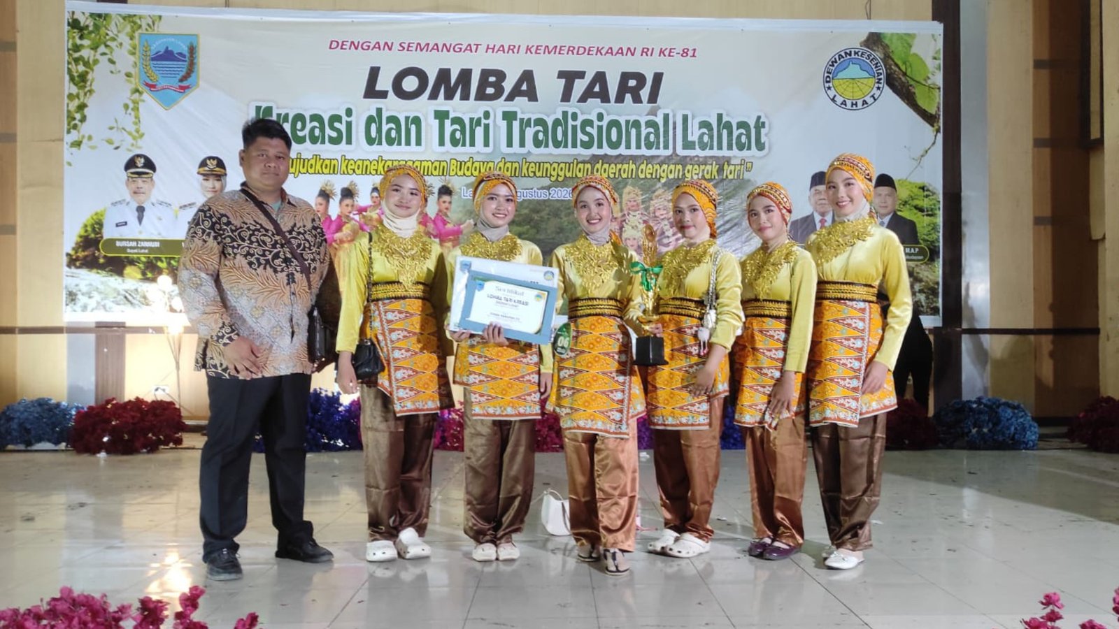 Group Tari MAN 1 Lahat Raih Juara Harapan 3 Lomba Tari Kreasi Daerah